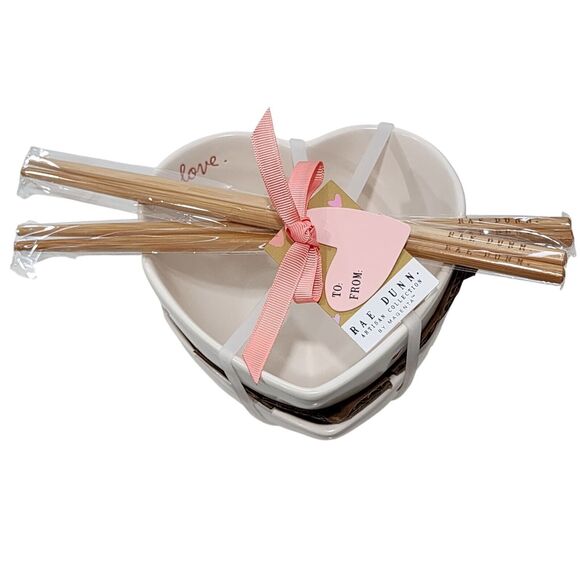Rae Dunn Set of 2 Heart Shaped Ceramic Ramen‎ Noodle Bowl With Chopsticks NEW - Picture 8 of 16
